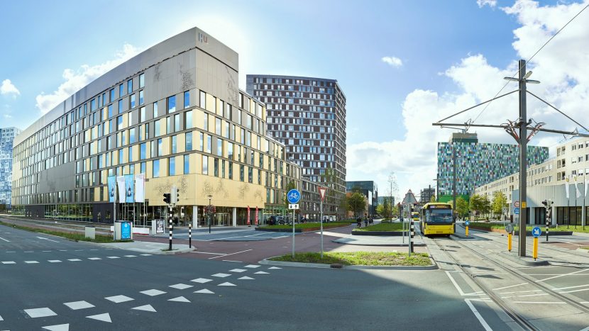 Studenten presenteren ideeën verduurzaming HU gebouwen