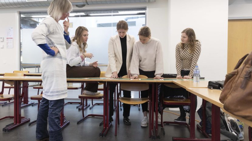 Onderzoek naar de ontwikkeling van honoursstudenten door studenten 