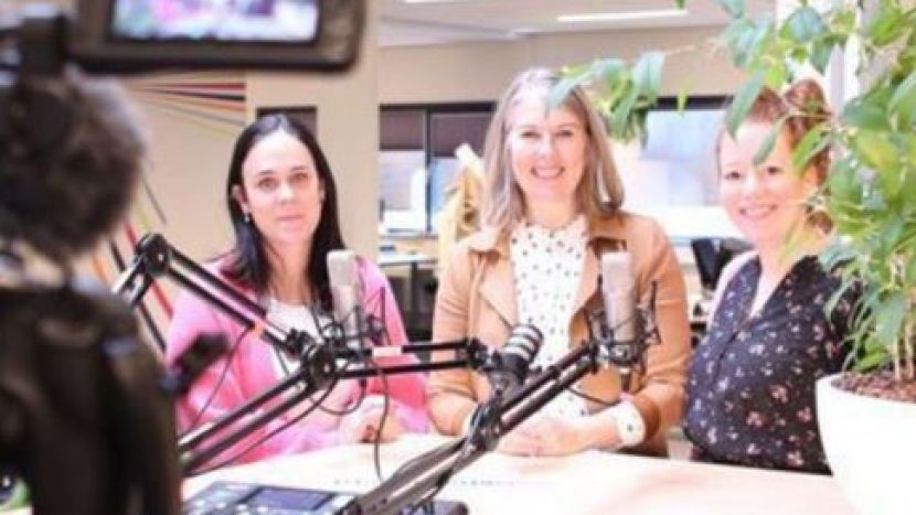 Podcast over responsieve curriculum ontwikkeling met promovendus Rieke van Bemmel