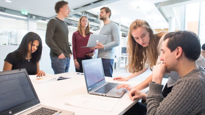 Vier nieuwe professionele leergemeenschappen van start in project Proeftuin Passend Onderwijzen