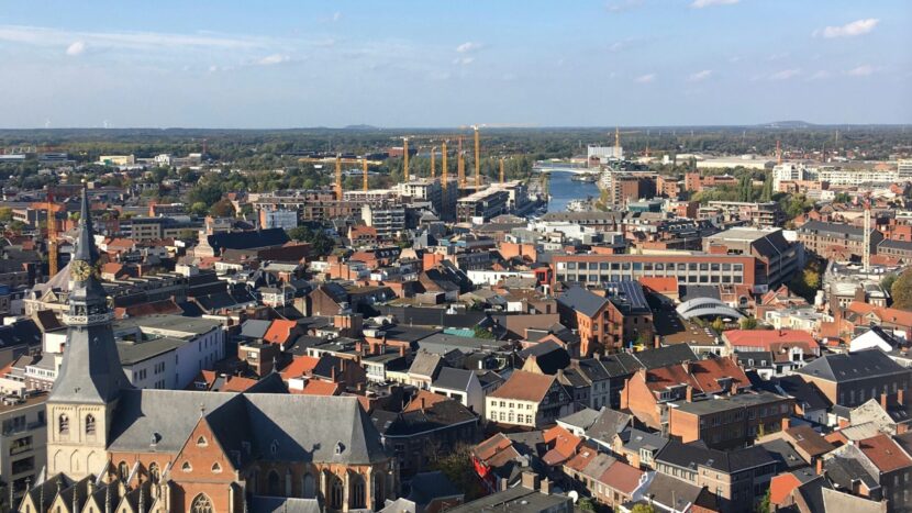 Onderzoekers lectoraat Beroepsonderwijs op EAPRIL congres 2024 in Hasselt